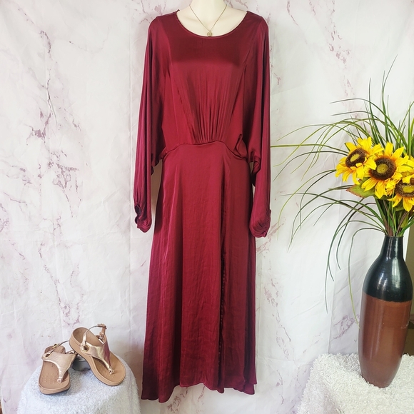 Astr Red Long Sleeve Bishop Gown - Picture 1 of 5